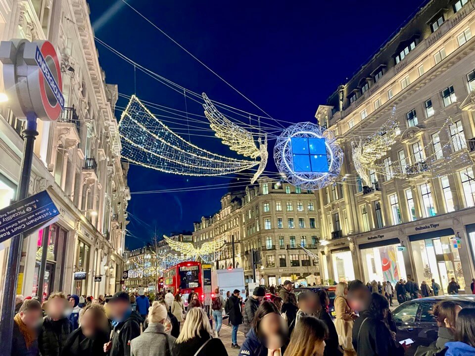 クリスマス時期の Regent Street